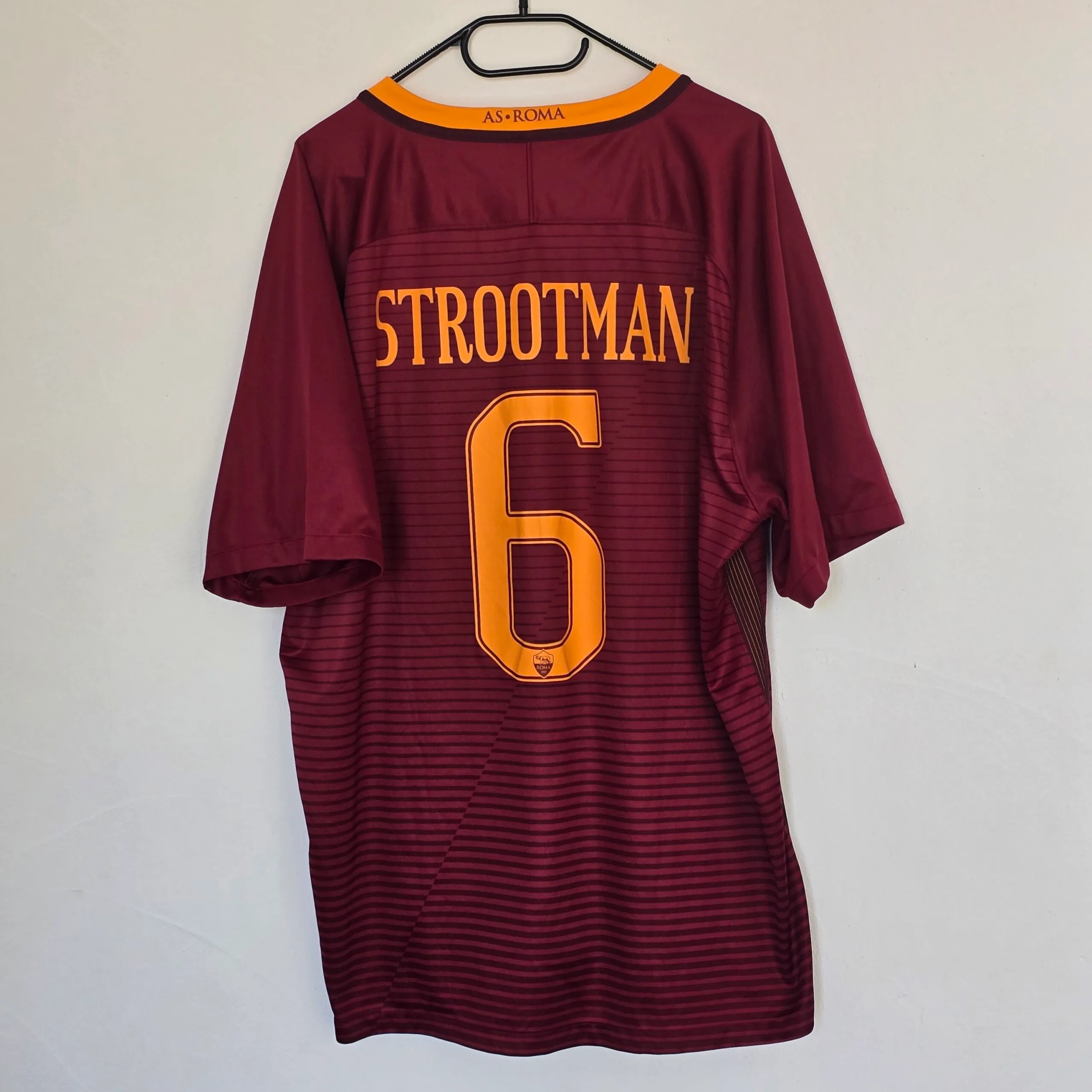 2016-17 Roma Home Shirt Strootman #6 -  (XXL)
