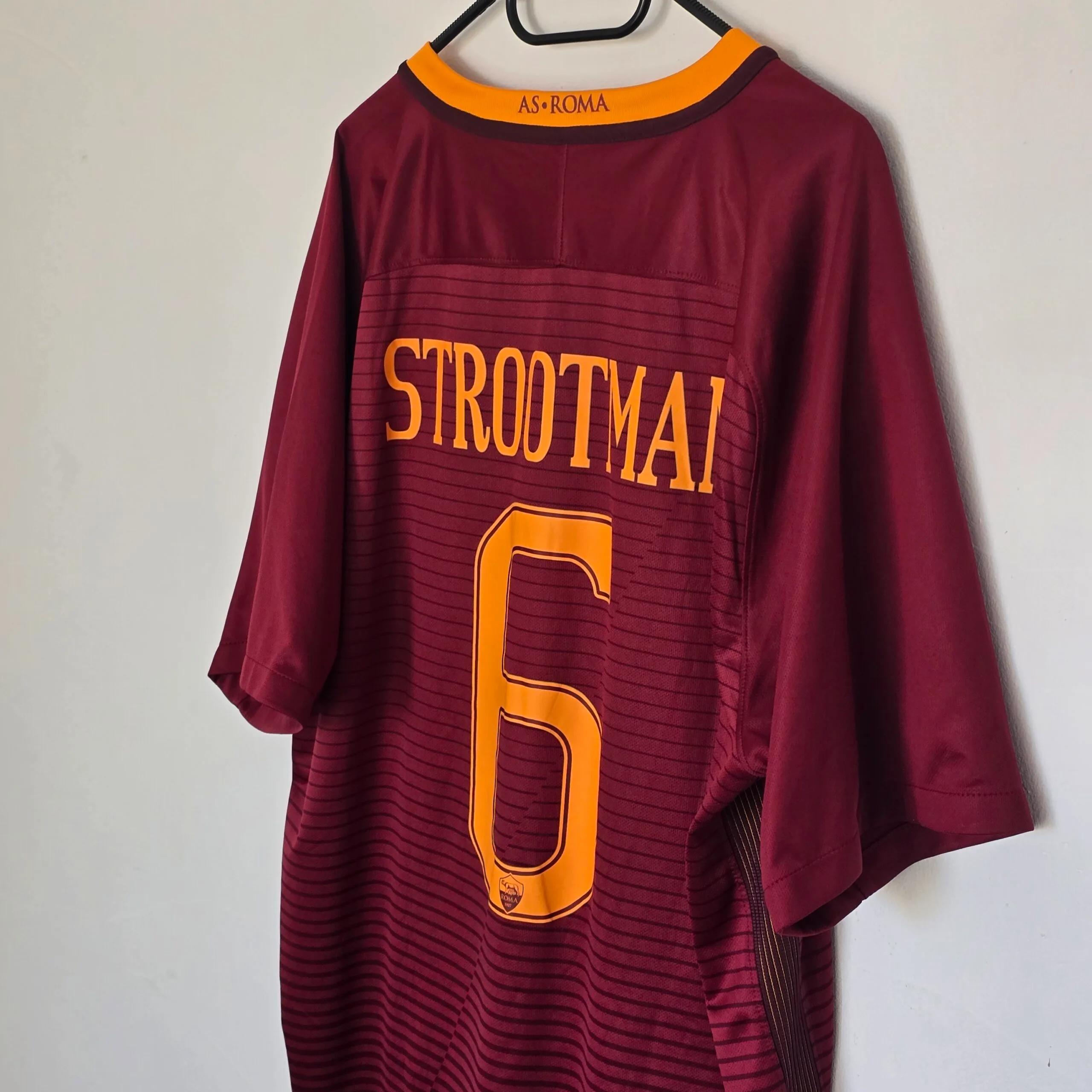 2016-17 Roma Home Shirt Strootman #6 -  (XXL) - Imagen 3