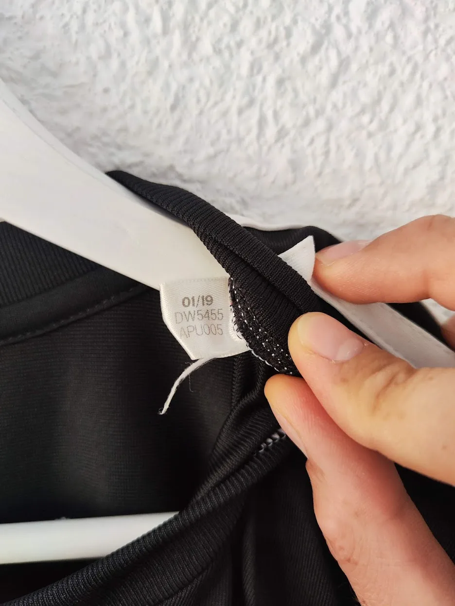 2019-20 Juventus Home Shirt – (XXL) - Imagen 6